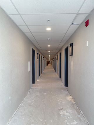 hall way 2.jpg